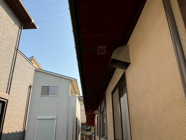 姫路市の表雹被害に遭った雨樋